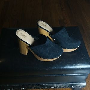 MOSSIMO Black Chunky Heel